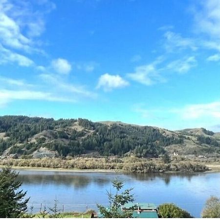 Rogue River Landing Resort โกลด์บีช ภายนอก รูปภาพ